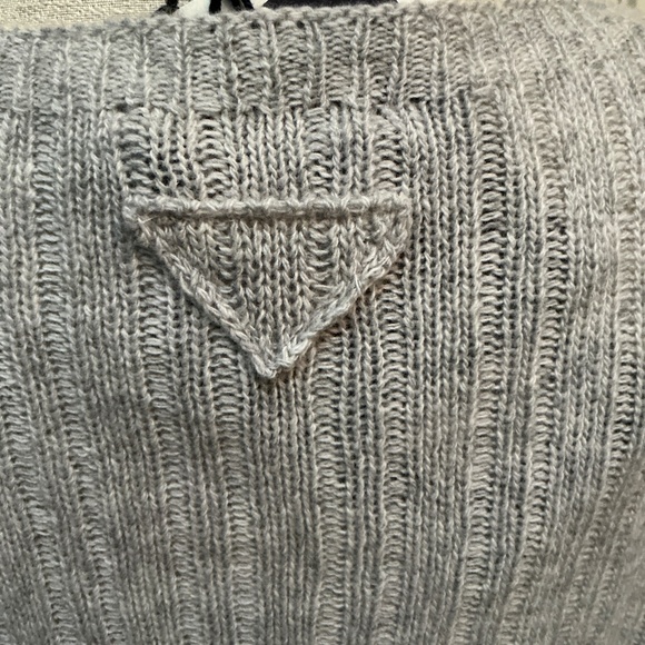 PRADA Sweater: Grey/Cashmere Sz 44 NWT - Picture 5 of 12